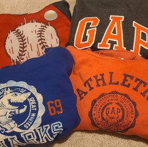 Lot of 4 little boys sweatshirts size 6 (small)
